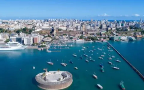 Altos custos das taxas dos portos marítimos de Salvador afastam o trade turístico da capital baiana