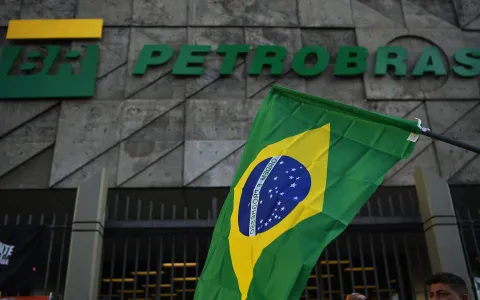 Conselho da Petrobras deve iniciar nesta sexta discussão sobre dividendos