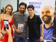 Filho de Bruno Covas chama mulher de Nunes de segunda mãe em dedicatória de livro