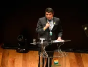 Tribunal derruba liminar e reconduz presidente do conselho de administração da Petrobras